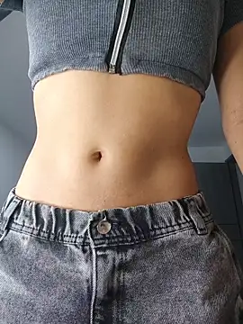 Snapshot of Miss-Dannie chatting on 02.04.26 Miss-Dannie online show from 02.04.26