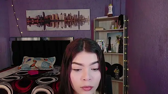 Snapshot of sweet_c4ndy chatting on 11.19.25 sweet c4ndy online show from 11.19.25