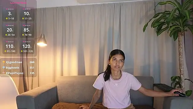 Snapshot of YuliethPetite chatting on 01.09.26 YuliethPetite online show from 01.09.26