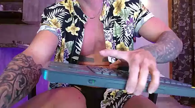 Ryannblue07 online show from 03.17.25