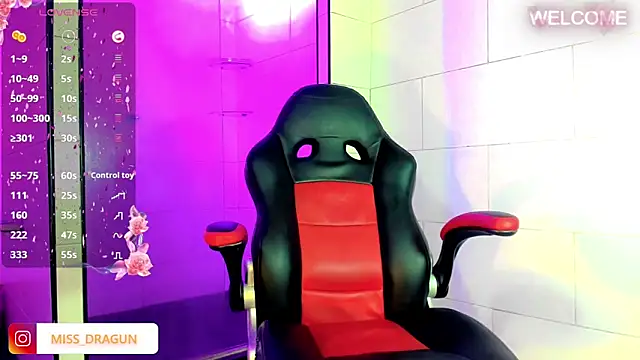 Snapshot of Dayana_Dias chatting on 10.15.25 Dayana Dias online show from 10.15.25