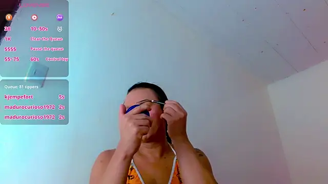 Dayana Dias online show from 06.07.26
