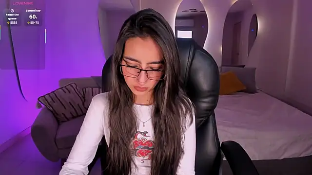 LarisaSmirnov online show from 12.05.25