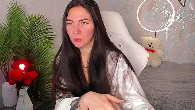 babyisperfect online show from 12.02.25