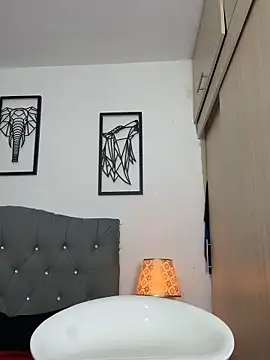 Snapshot of Maximiliano_ford chatting on 10.28.25 Maximiliano ford online show from 10.28.25