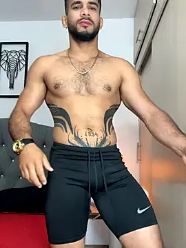 Snapshot of Maximiliano_ford chatting on 11.06.25 Maximiliano ford online show from 11.06.25