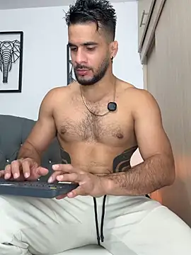 Maximiliano ford online show from 01.06.26