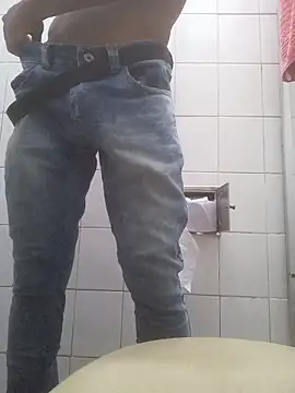 Snapshot of morenin_rj chatting on 02.20.26 morenin rj online show from 02.20.26