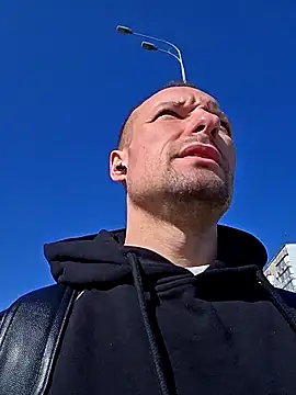 Snapshot of Masya_MaxUA chatting on 03.21.25 Masya MaxUA online show from 03.21.25