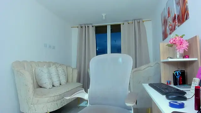 Snapshot of karol_f00x chatting on 02.03.26 karol f00x online show from 02.03.26