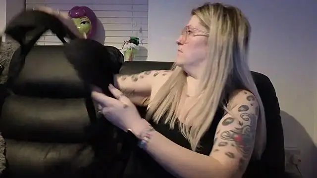 Sizzling Indie36 online show from 02.01.26