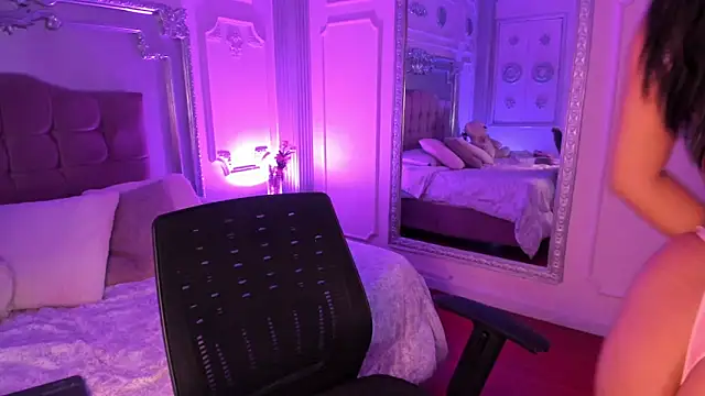 KatianPierce online show from 03.04.26