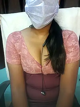 Snapshot of kathijaatamil chatting on 10.28.25 kathijaatamil online show from 10.28.25