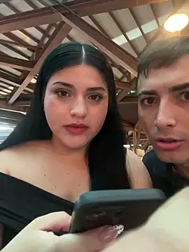 pareja curiosa19 online show from 04.22.26