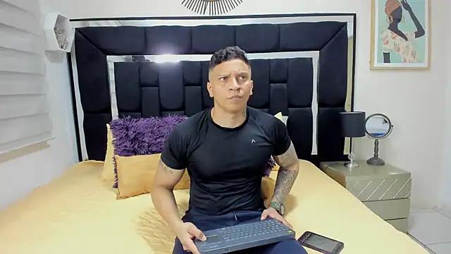 ethan dalton  online show from 05.08.26