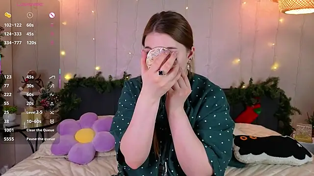 ConstanceHelms online show from 01.06.26