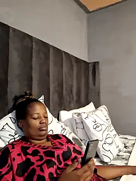 Snapshot of sexylira chatting on 02.03.26 sexylira online show from 02.03.26