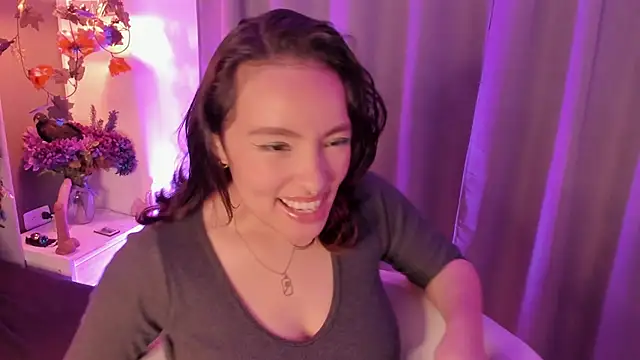 Angelica Moon21 online show from 10.22.25