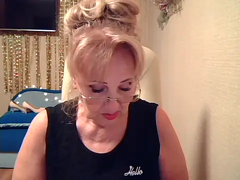 Margo Sweety online show from 11.28.25