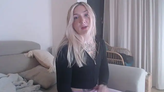 tattoobbgirl online show from 11.24.25