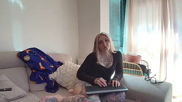 tattoobbgirl online show from 06.06.26