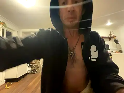 Snapshot of mastertittiefkr chatting on 11.06.25 mastertittiefkr online show from 11.06.25