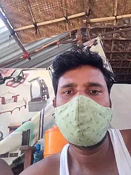 Snapshot of hot_integer chatting on 09.09.25 hot integer online show from 09.09.25