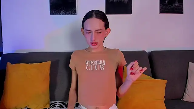 peachandtyron  online show from 09.26.25