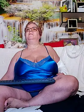 QueenPammy1 online show from 03.02.25