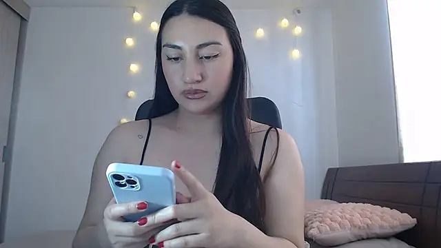 Snapshot of nalafoster chatting on 07.28.26 nalafoster online show from 07.28.26