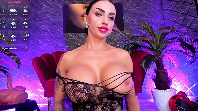 IzabelaTessa online show from 06.08.26