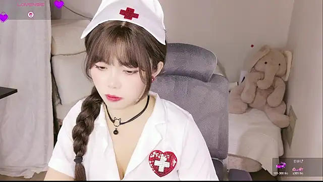 Snapshot of BlushDoll chatting on 03.18.26 BlushDoll online show from 03.18.26