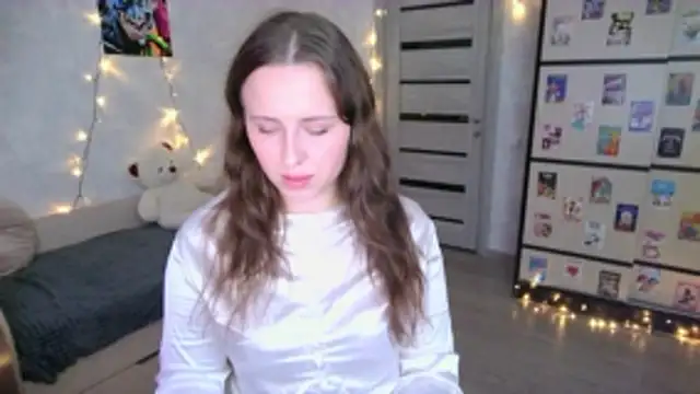 BarbiePieer online show from 11.13.25