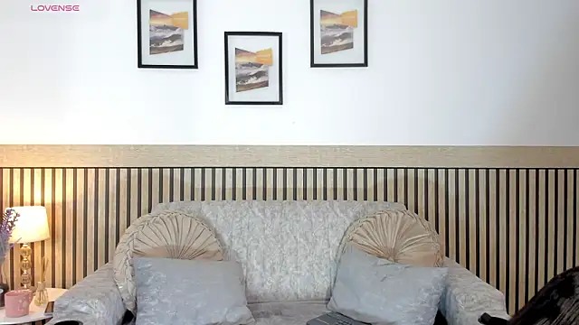 hanna mils online show from 02.12.26