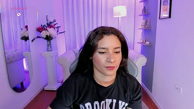 hanna mils online show from 07.04.26
