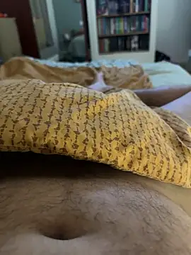 Snapshot of clubleemon chatting on 10.19.25 clubleemon online show from 10.19.25