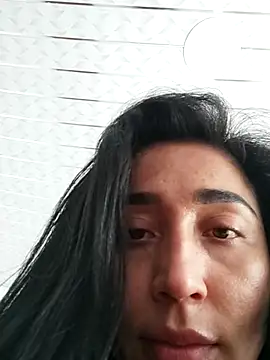 Elowyn online show from 09.28.25