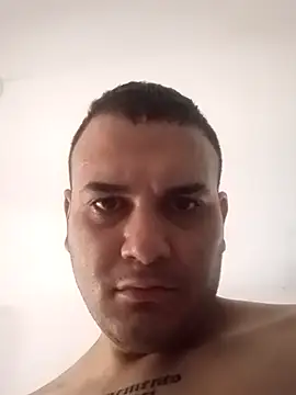 Snapshot of calfran chatting on 10.11.25 calfran online show from 10.11.25