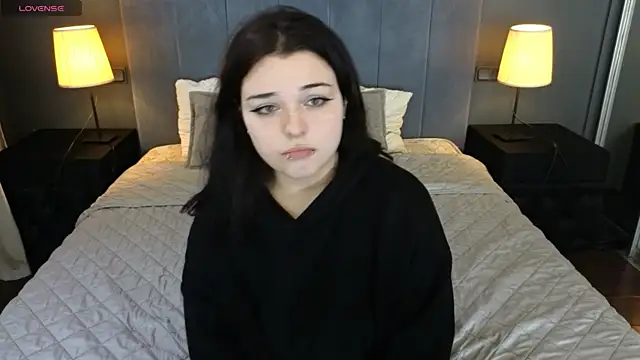 Snapshot of SHERI_BELTON chatting on 12.16.25 SHERI BELTON online show from 12.16.25