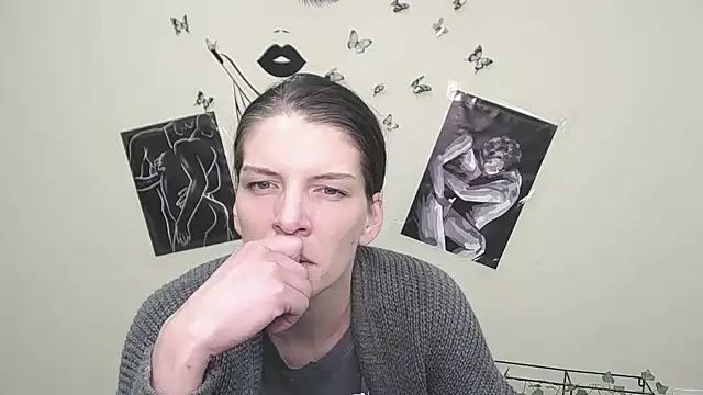 VanessaRey  online show from 03.19.25