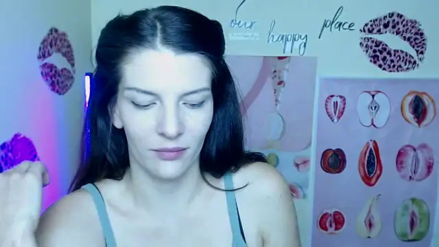 VanessaRey  online show from 11.13.25