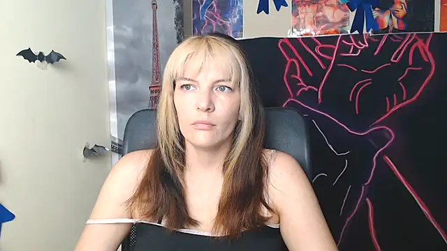 VanessaRey  online show from 06.21.26