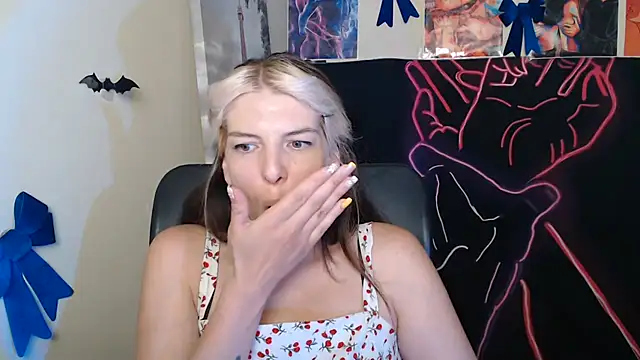 VanessaRey  online show from 07.27.26