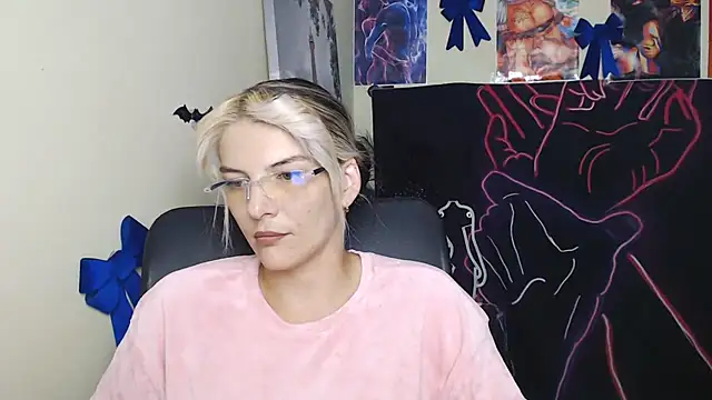 VanessaRey  online show from 07.29.26