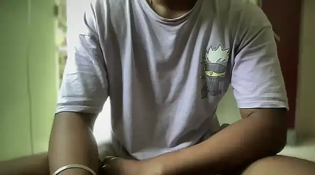 Snapshot of playwithmacock chatting on 03.18.25 playwithmacock online show from 03.18.25