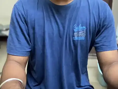 Snapshot of playwithmacock chatting on 09.28.25 playwithmacock online show from 09.28.25