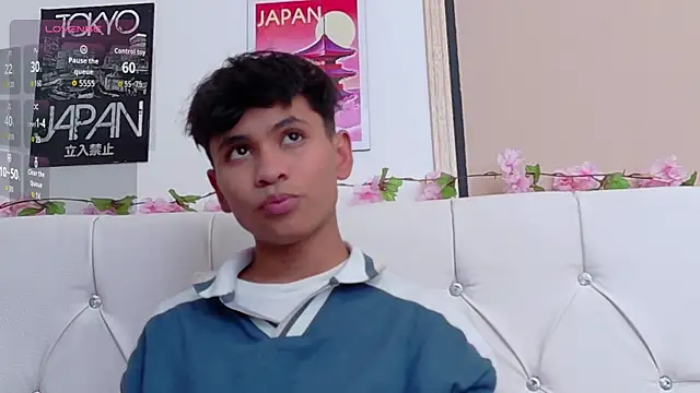 Ethan Westt online show from 11.08.25