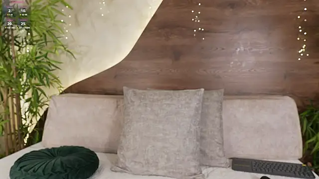 mia lacy  online show from 06.22.26