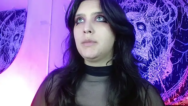 mikaskullcs online show from 12.13.25