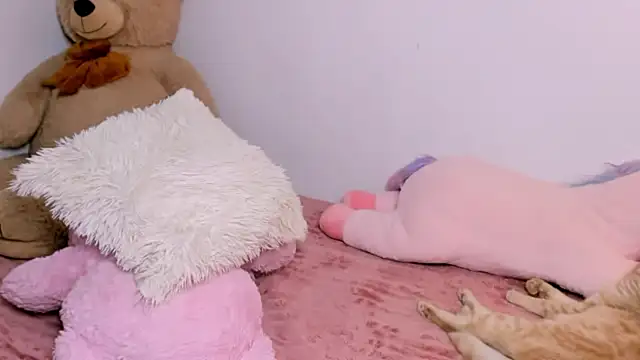 Snapshot of BritanyLin__ chatting on 02.04.26 BritanyLin online show from 02.04.26